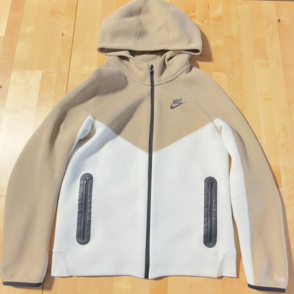 Nike Beige and White Hoodie nike tech
